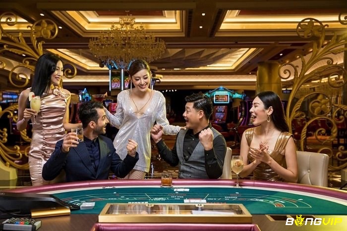 Anh em nên chuẩn bị giấy tờ cần thiết như hộ chiếu, visa và bằng chứng lưu trú để tham gia casino tại Thái Lan một cách hợp pháp và thuận tiện
