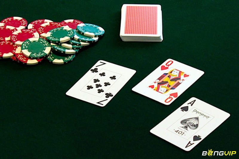Hướng dẫn chơi Poker cơ bản là điểm khởi đầu quan trọng cho bất kỳ ai muốn tham gia vào trò chơi trí tuệ hấp dẫn này