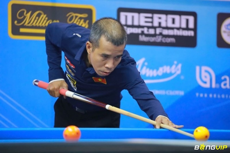 Bàn Carom không có lỗ, chuẩn 10 feet (3.05m x 1.52m), bàn 5x10 feet cũng thường được sử dụng